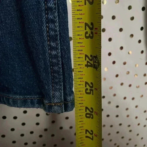 Good American Jeans - Picture 4 of 8